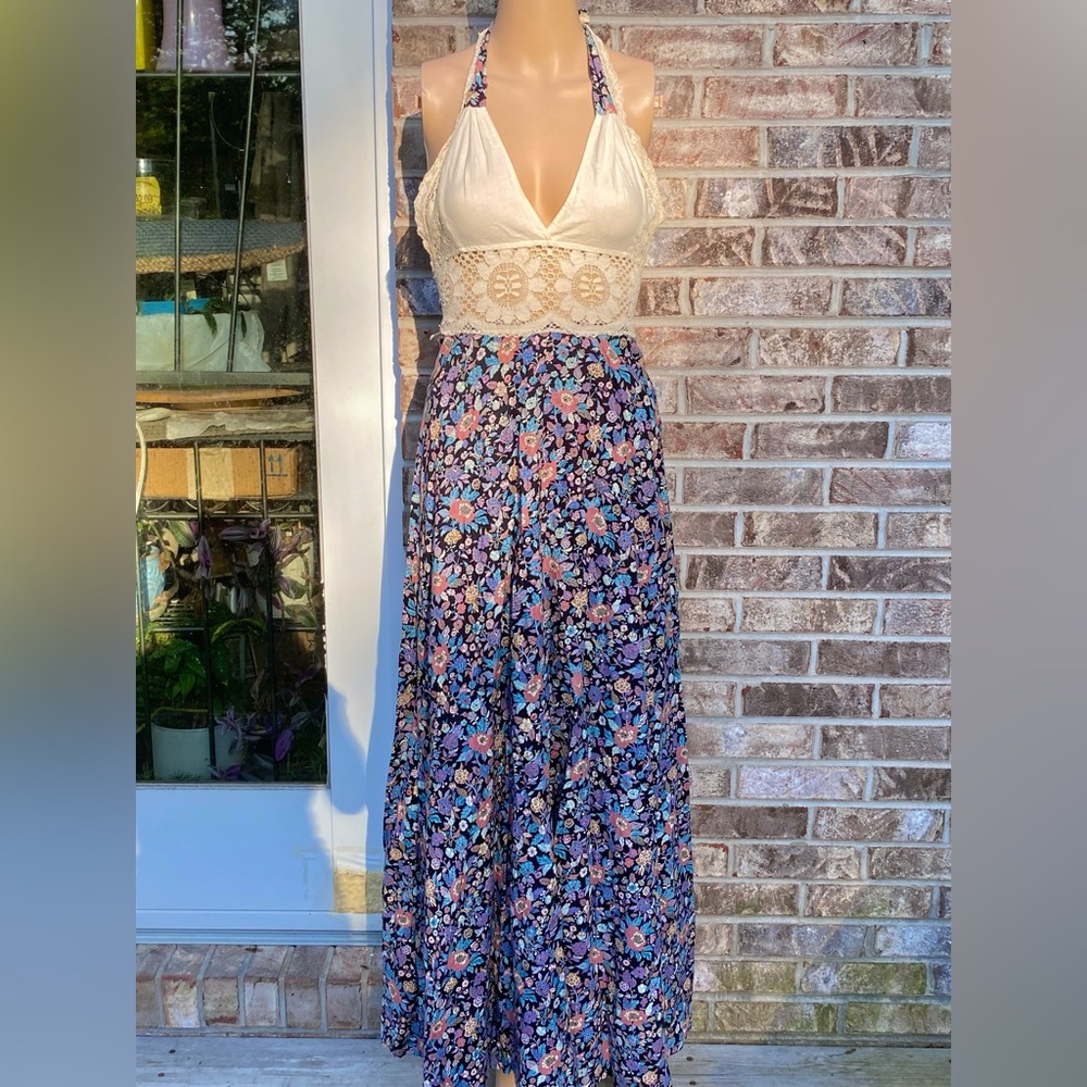 Vintage 70s Corky Craig of California Crochet Floral Halter Sundress